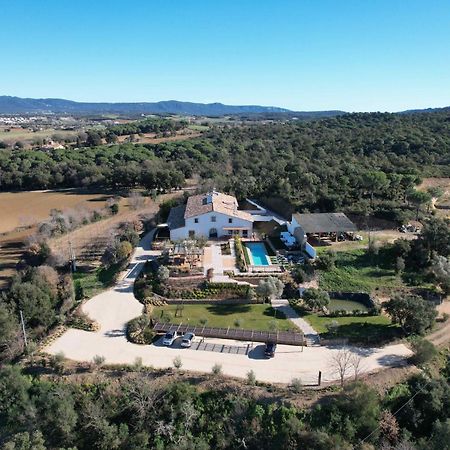 Can Bufi Espectacular Casa Con Piscina Interior Llagostera Bagian luar foto