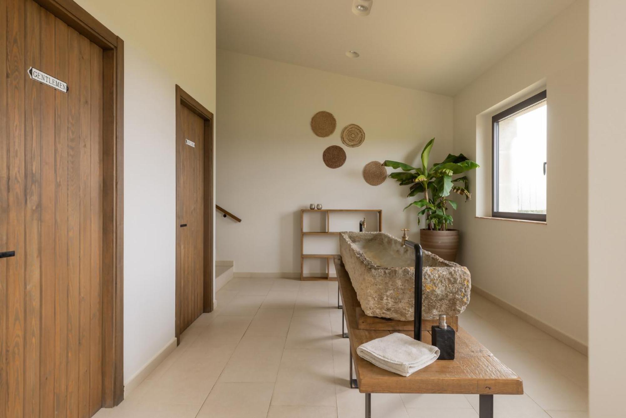 Can Bufi Espectacular Casa Con Piscina Interior Llagostera Bagian luar foto