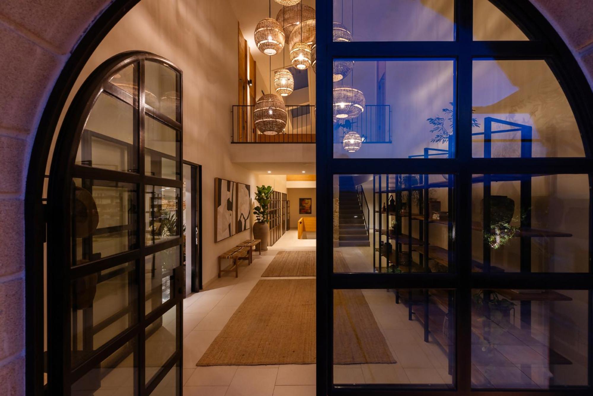 Can Bufi Espectacular Casa Con Piscina Interior Llagostera Bagian luar foto